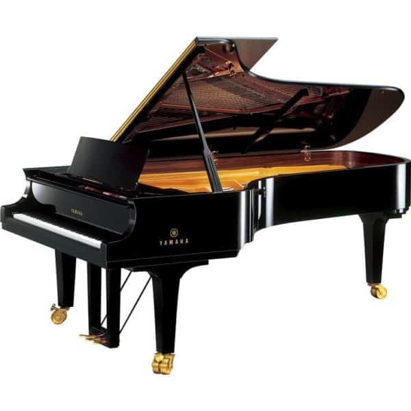 Yamaha CFX