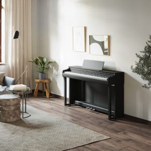 Yamaha Clavinova CLP-825