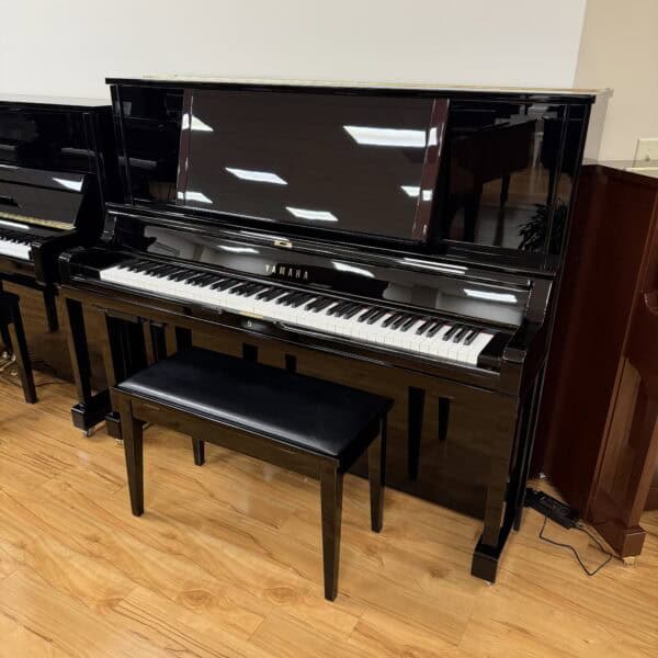 Yamaha YUS5TA3 #6610464 Polished Ebony 52" TransAcoustic Upright Piano
